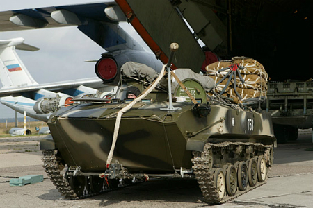 Бурятский лес загорелся из-за выпавшей из самолета армейской БМД