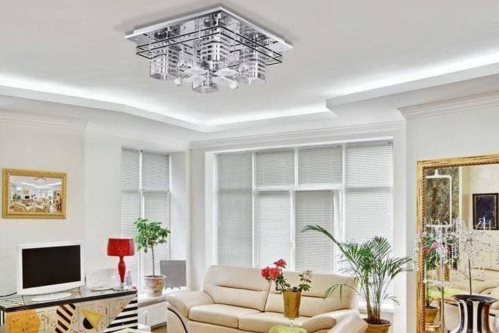 Как выбрать потолочную люстру