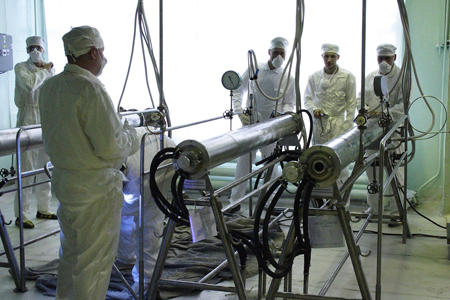 ЧП на Сибирском химкомбинате: пострадавший отправлен в Москву ЧП на Сибирском химкомбинате: пострадавший отправлен в Москву