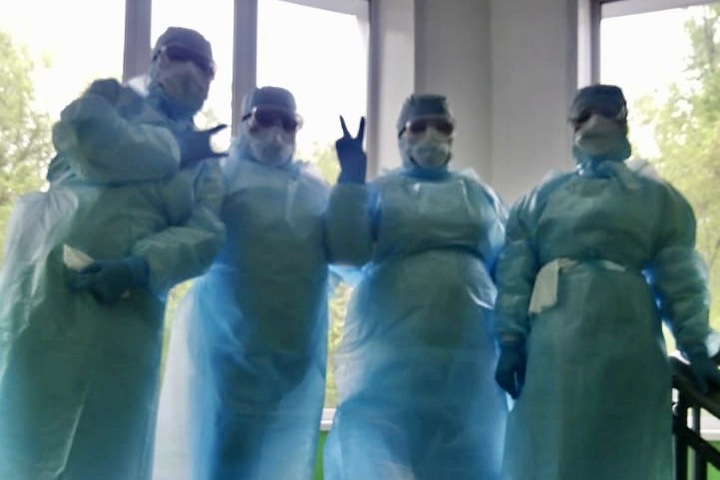 Число заболевших коронавирусом сибиряков превысило 6,3 тыс.