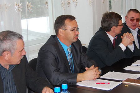 Иркутские депутаты подрались из-за командировочных 