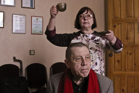 Сбор подписей в поддержку экс-директора Молодежного театра Алтая начался в интернете Сбор подписей в поддержку экс-директора Молодежного театра Алтая начался в интернете