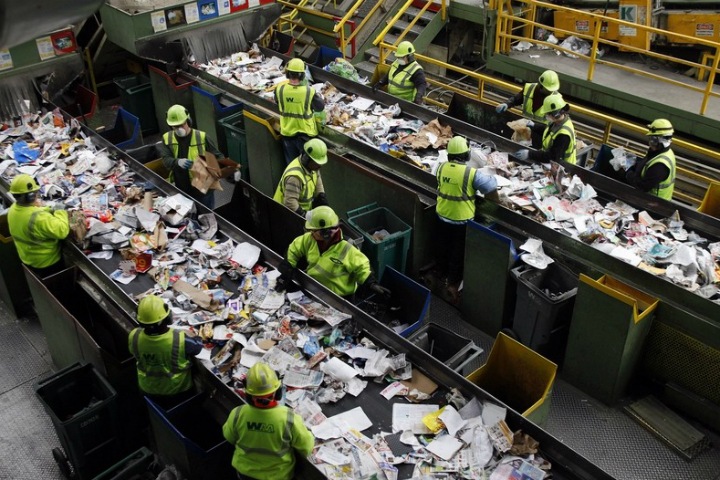 «Нужна профессиональная дискуссия по каждому направлению»: эксперты об обсуждении концессии по сортировке мусора