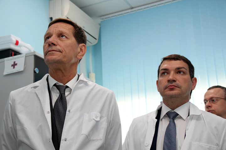 Александр Жуков оценил возможности новосибирского дата-центра «Ростелекома» с Максимом Кудрявцевым Александр Жуков оценил возможности новосибирского дата-центра «Ростелекома» с Максимом Кудрявцевым