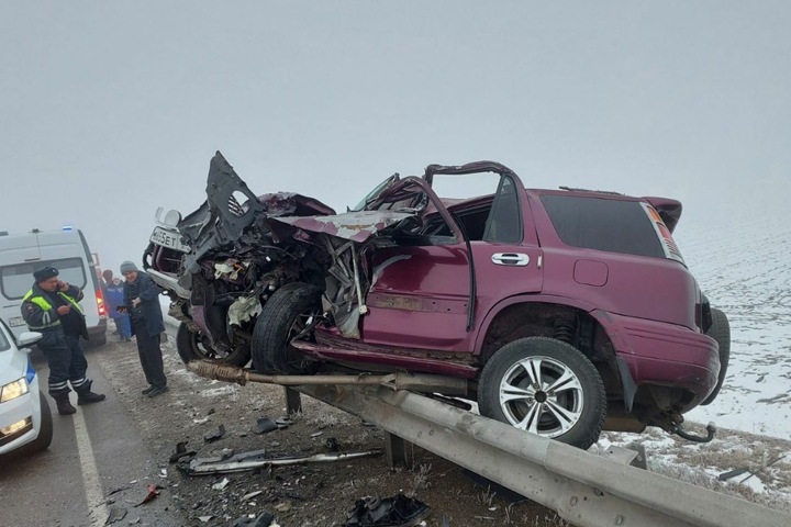 Женщина погибла в жуткой аварии под Иркутском Женщина погибла в жуткой аварии под Иркутском