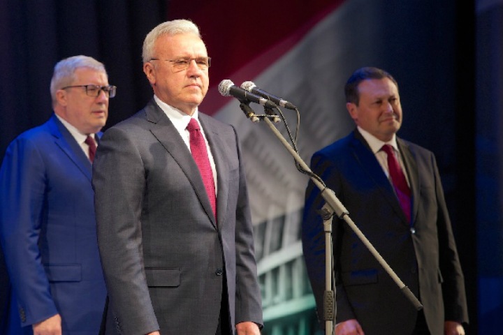 Эксперты объяснили назначение Усса испугом за президентские выборы Эксперты объяснили назначение Усса испугом за президентские выборы