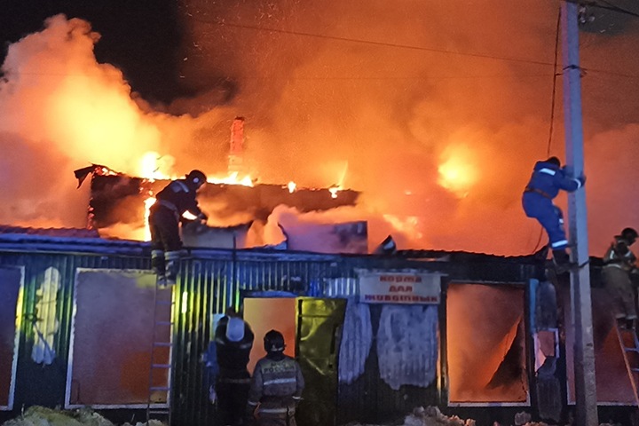 Владелец сгоревшего в Кемерове приюта рассказал о его работе Владелец сгоревшего в Кемерове приюта рассказал о его работе