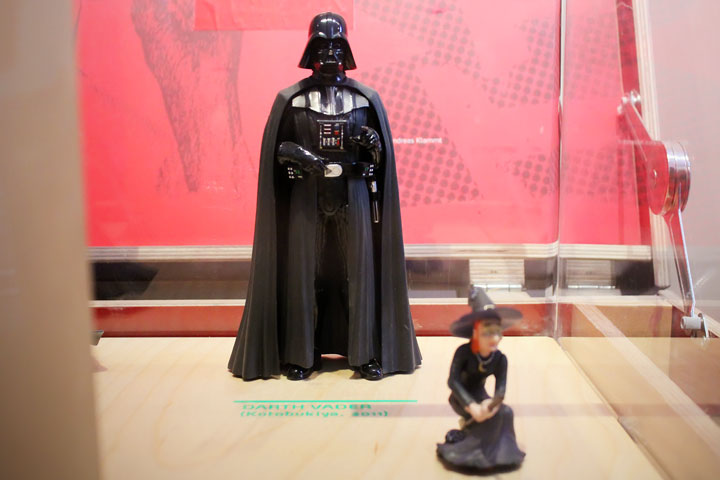 «Сказочные миры» братьев Гримм покажут на выставке в Новосибирске «Сказочные миры» братьев Гримм покажут на выставке в Новосибирске