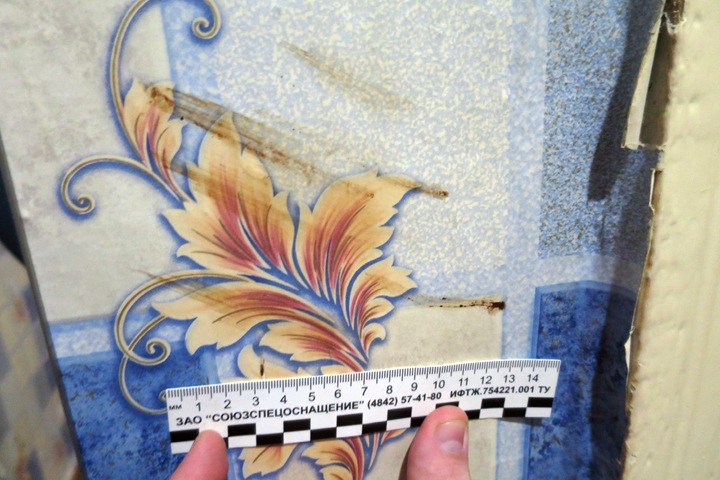 Мужчину зарезали и выбросили в коллектор в Новосибирске Мужчину зарезали и выбросили в коллектор в Новосибирске