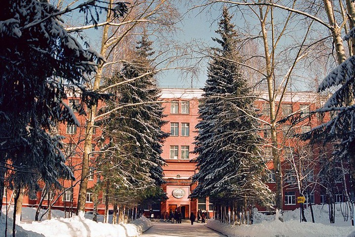 Руководство НГТУ отрицает готовящиеся увольнения преподавателей из-за их политических взглядов Руководство НГТУ отрицает готовящиеся увольнения преподавателей из-за их политических взглядов