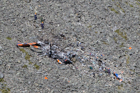 Следователи вылетели к месту крушения Ми-8 в Туве Следователи вылетели к месту крушения Ми-8 в Туве