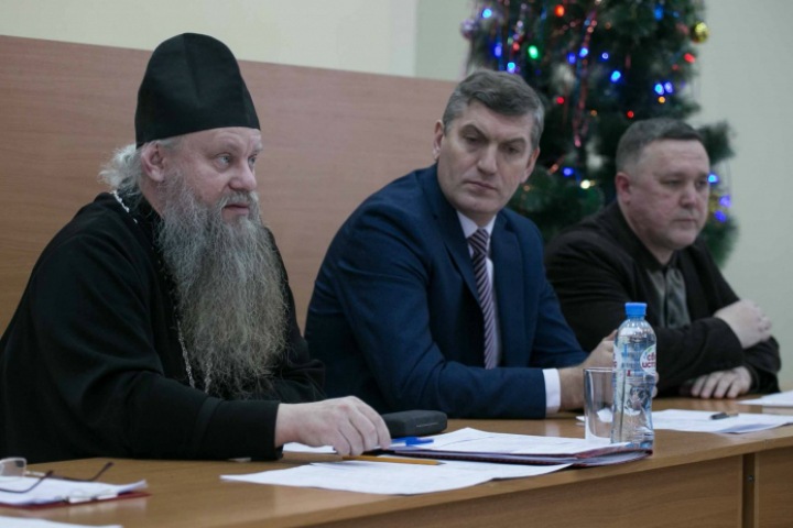 Собрание при главе района Новосибирской области выступило против закона о домашнем насилии