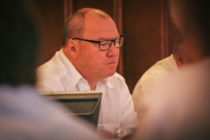 Депутаты рекомендовали новосибирскому правительству уточнить расходы на онкоцентр Депутаты рекомендовали новосибирскому правительству уточнить расходы на онкоцентр