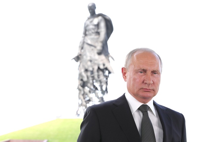 Соавтор Конституции России: Украли надежду