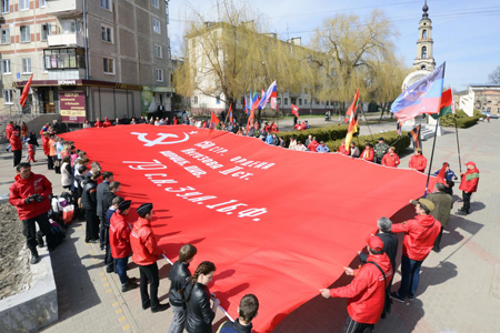 Владимир Городецкий предложил пронести копию Знамени Победы во главе «Бессмертного полка» 