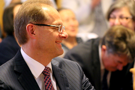 Уволенный губернатор Юрченко даст пресс-конференцию по своим уголовным делам Уволенный губернатор Юрченко даст пресс-конференцию по своим уголовным делам