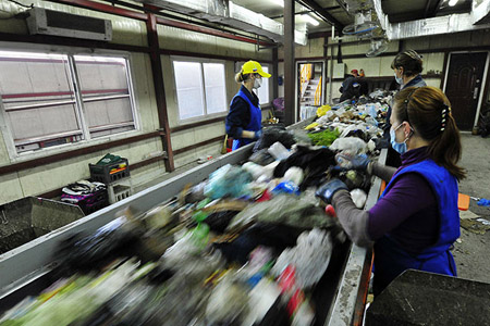 Два завода по переработке мусора появятся в Новосибирской области