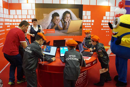 МТС расскажет барнаульским школьникам и их родителям о безопасности в интернете