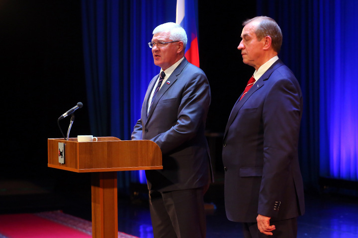 Глава иркутского парламента обвинил губернатора в незаконном решении Глава иркутского парламента обвинил губернатора в незаконном решении