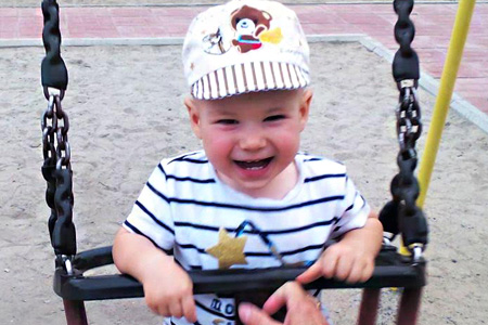 Инсулиновая помпа избавит маленького сибиряка с диабетом от уколов и осложнений