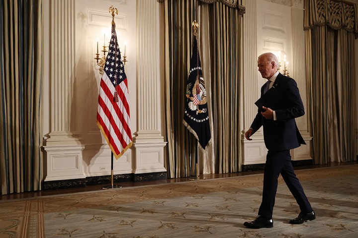 Омский депутат-единоросс публично назвал президента США «главным пиндосом»