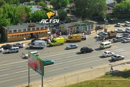 Сбившего трех детей в Новосибирске водителя лишили прав полгода назад