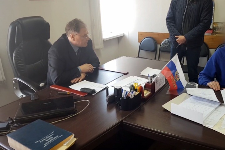 Красноярский чиновник попался на взятке за разрешение на вырубку под капремонт трассы Красноярский чиновник попался на взятке за разрешение на вырубку под капремонт трассы