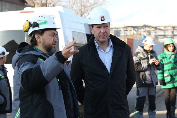 Депутаты, выдвинувшиеся на пост мэра Кемерова, проголосовали за кандидата от власти