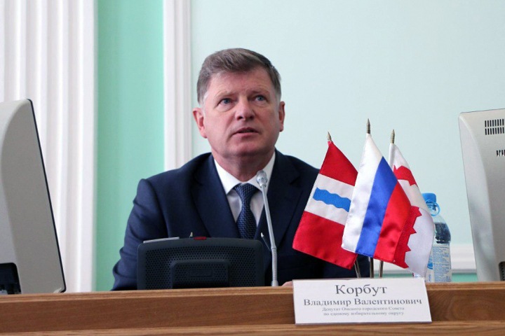 «ЕР» проигнорировала КПРФ и подарила пост в горсовете Омска «Коммунисту России» «ЕР» проигнорировала КПРФ и подарила пост в горсовете Омска «Коммунисту России»