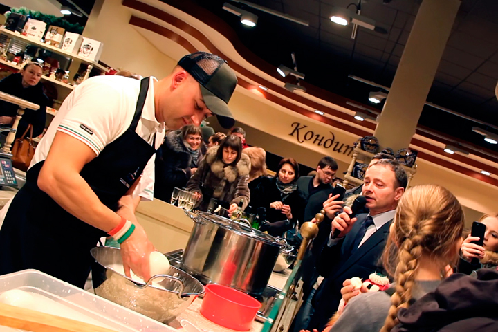 «Раз не можем привезти сыры из Италии, будем варить их в Сибири»