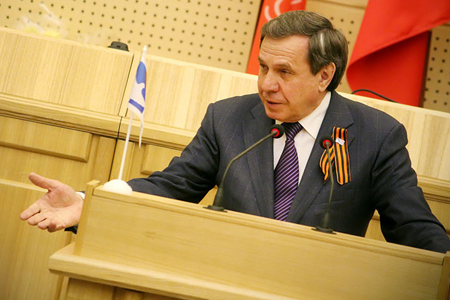 Губернатор подтвердил курс на диалог с руководством новосибирского заксобрания