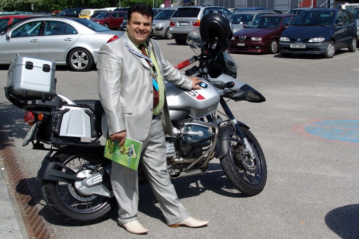 Суд продлил арест совладельца Traveler's Coffee Пириева