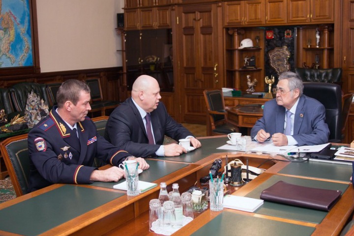 Аману Тулееву показали нового главу МВД по Кузбассу