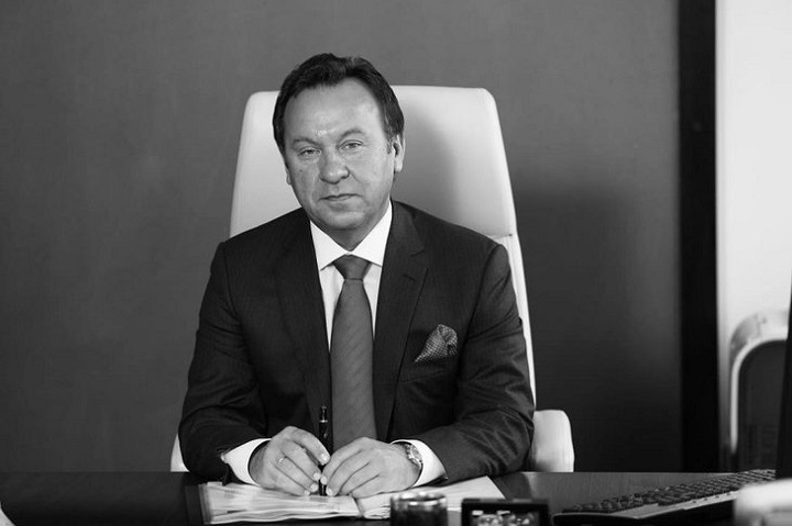 Экс-глава Байкальского Сбербанка найден мертвым в лесу Экс-глава Байкальского Сбербанка найден мертвым в лесу