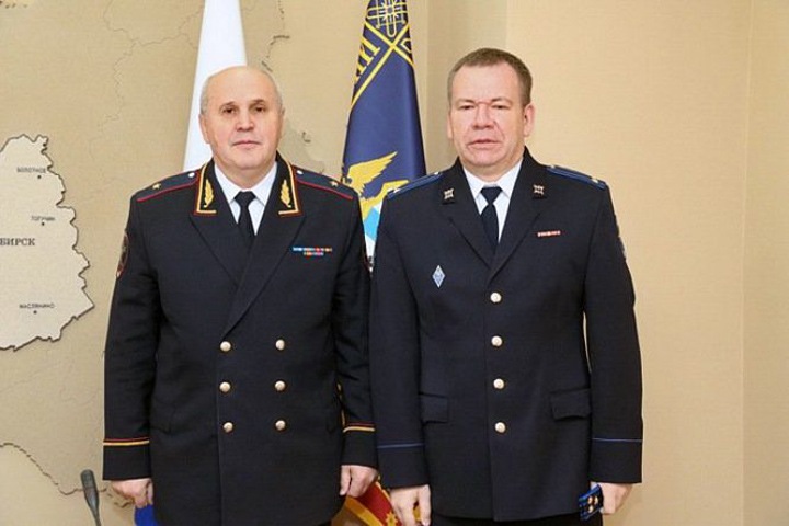 Замначальника МВД накажут за попытку узнать финансовые операции новосибирского депутата Госдумы без санкции начальства