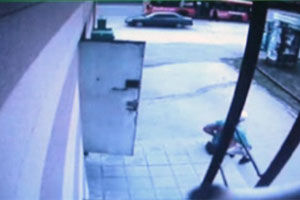 Видео с места встречи новосибирского милиционера и раненого Дмитрия Бабина