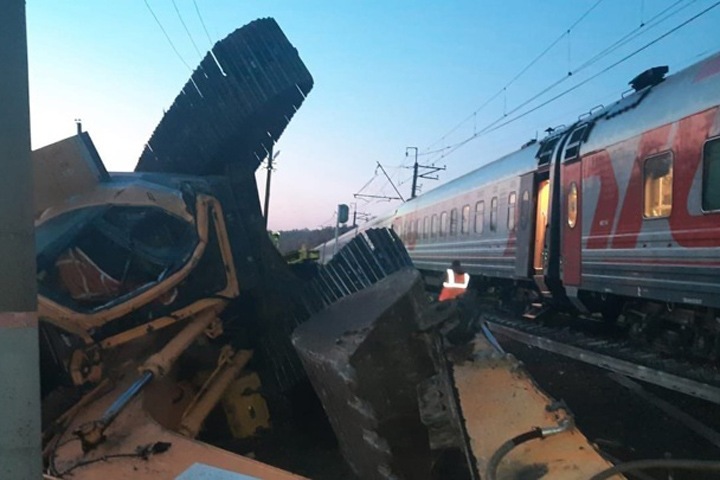 Следовавший в Томск поезд сошел с рельсов в Пензенской области Следовавший в Томск поезд сошел с рельсов в Пензенской области