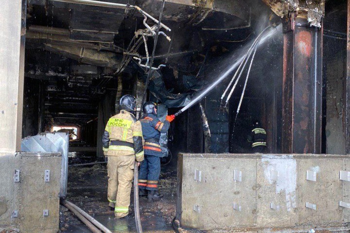 Строящаяся спортивная арена загорелась в Кемерове Строящаяся спортивная арена загорелась в Кемерове