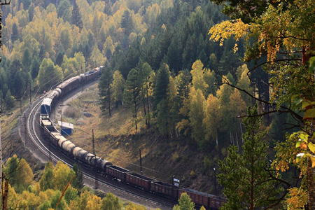 Медведев пообещал на развитие БАМа и Транссиба 260 млрд рублей