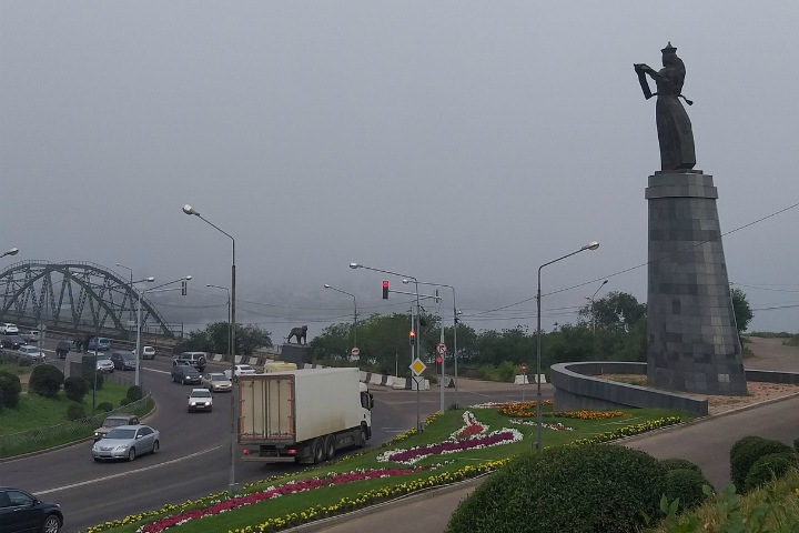 Бурятию заволокло дымом от пожаров в Иркутской области и Якутии Бурятию заволокло дымом от пожаров в Иркутской области и Якутии