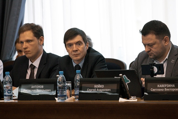 Новосибирского депутата вызвали в центр «Э» после поста о давлении азербайджанской диаспоры Новосибирского депутата вызвали в центр «Э» после поста о давлении азербайджанской диаспоры