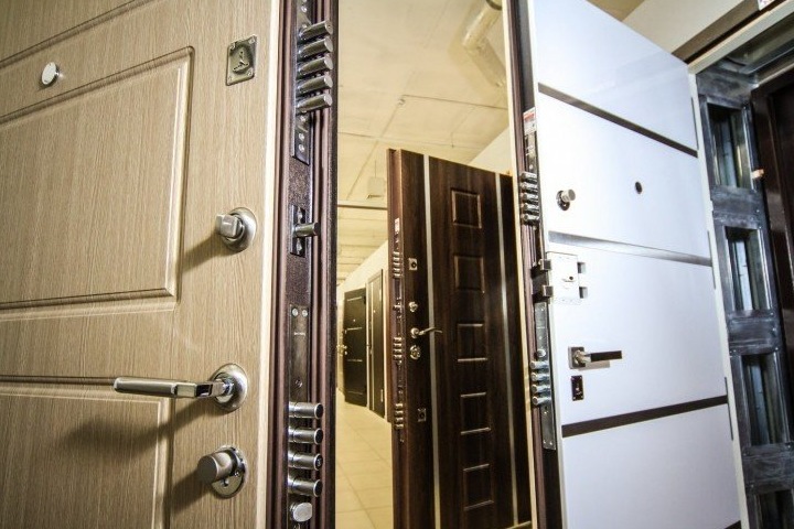 Металлические входные двери – надежно и качественно