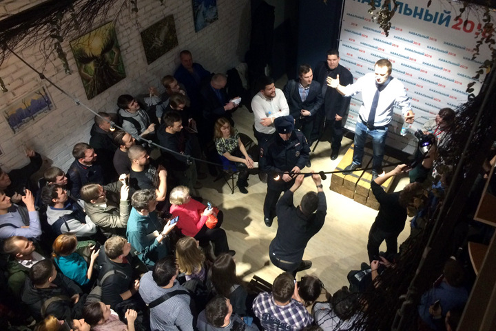 Томская полиция допросила 20 учащихся после антикоррупционного митинга