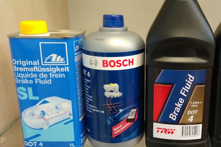 Как выбрать тормозную жидкость