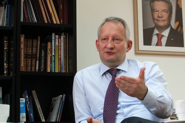 Немецкая дипломатия объединила новосибирских политиков в один прием 