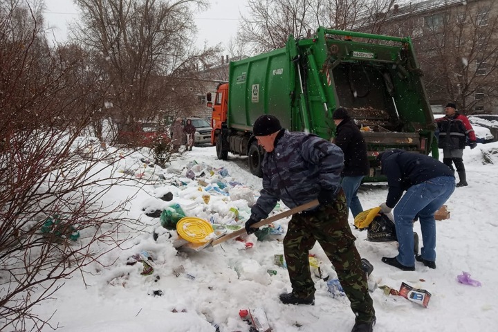 «Дерет три шкуры» и «обнуляется». Депутаты предложили чиновникам разорвать отношения с «Экологией-Новосибирск»