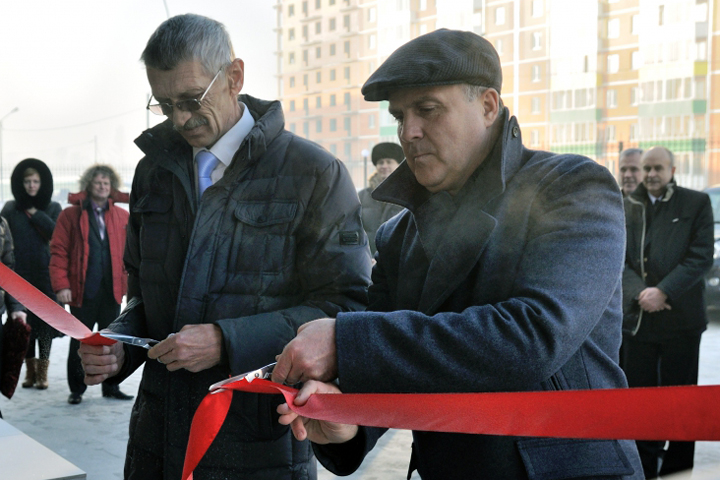 Глава хакасского правительства стал первым вице-губернатором Омской области Глава хакасского правительства стал первым вице-губернатором Омской области