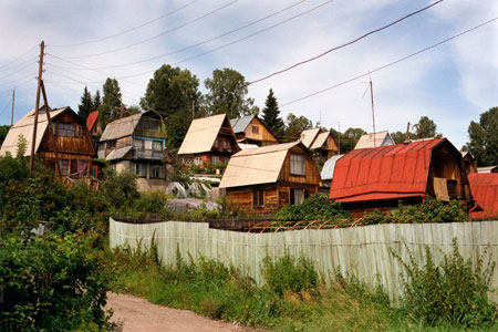 Пьяные новосибирцы закопали на дачном участке забитого собутыльника Пьяные новосибирцы закопали на дачном участке забитого собутыльника