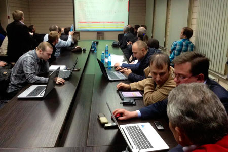 Альтернативная система: Локоть продолжает лидировать после подсчета трети протоколов