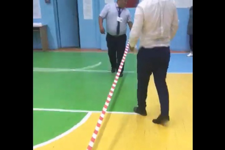 Членов УИКов и наблюдателей удалили перед подсчетом голосов в Туве. «ЕР» набрала 82% Членов УИКов и наблюдателей удалили перед подсчетом голосов в Туве. «ЕР» набрала 82%